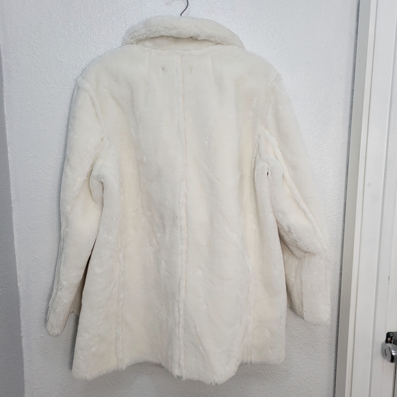 J Crew Faux-fur peacoat CF697 Size L NWT Winter White - Picture 5 of 8
